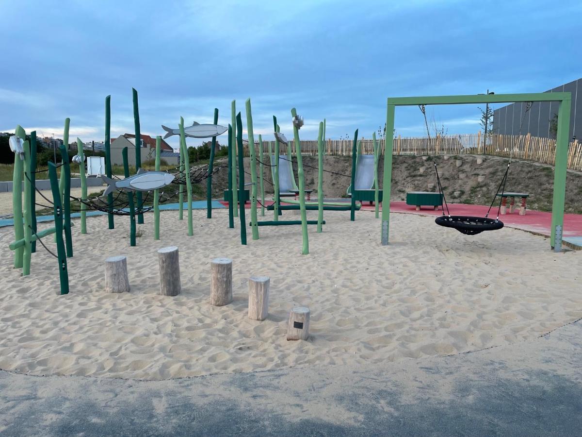Hotel Acropolis " Op Het Sportiefste Park Van De Kust " Middelkerke Dış mekan fotoğraf